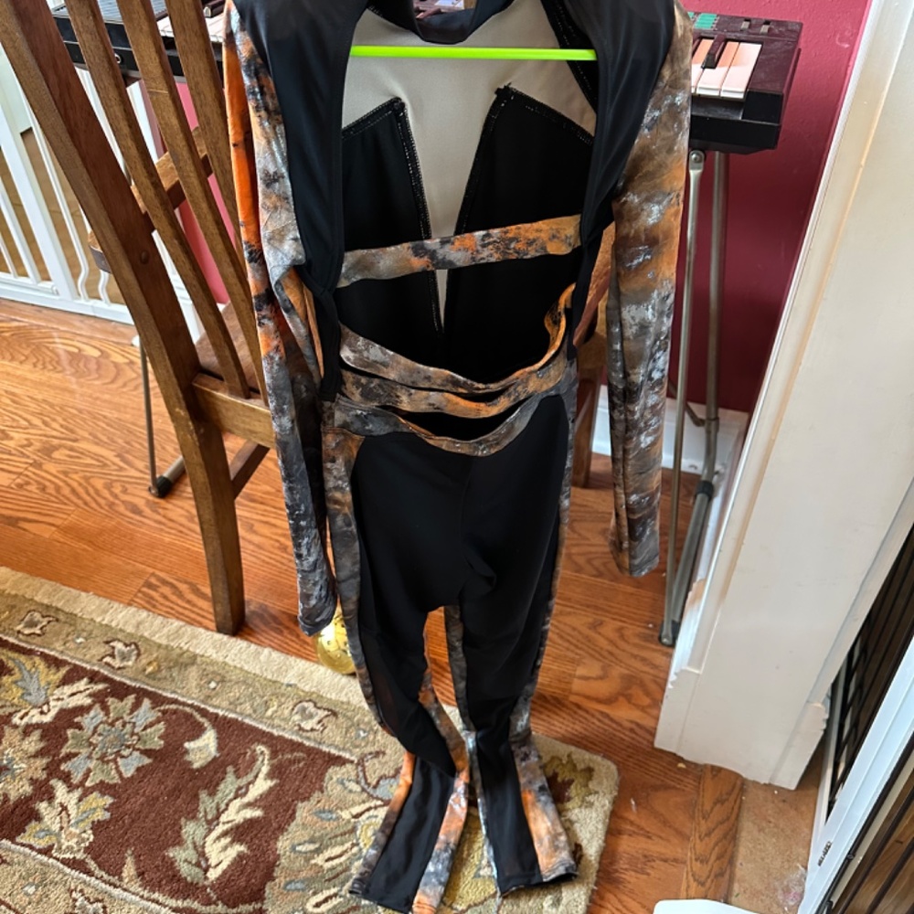 Contemporary unitard - Picture 4 of 4